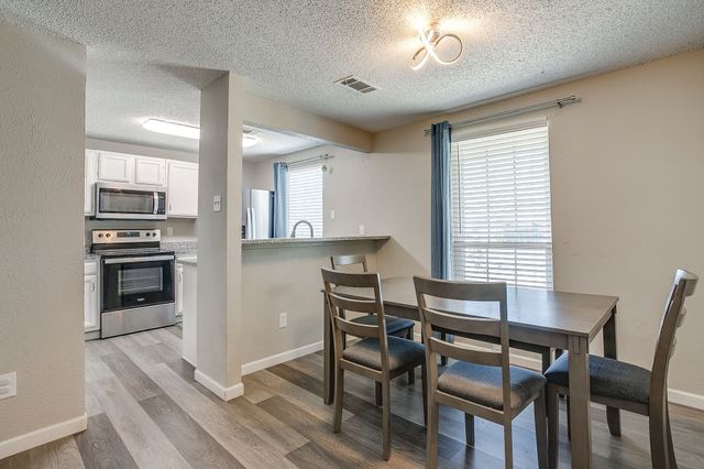 7312 Strawberry Way, Fort Worth, TX 76137