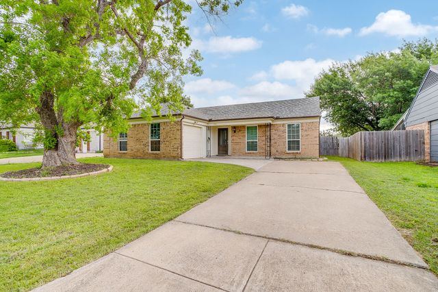 7312 Strawberry Way, Fort Worth, TX 76137