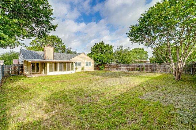 7312 Strawberry Way, Fort Worth, TX 76137