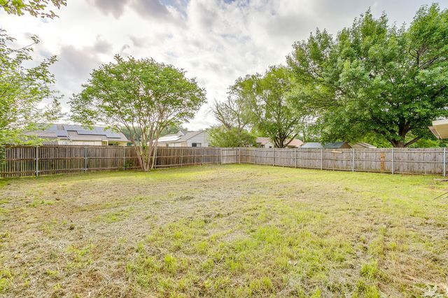 7312 Strawberry Way, Fort Worth, TX 76137