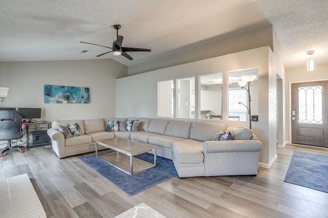 7312 Strawberry Way, Fort Worth, TX 76137