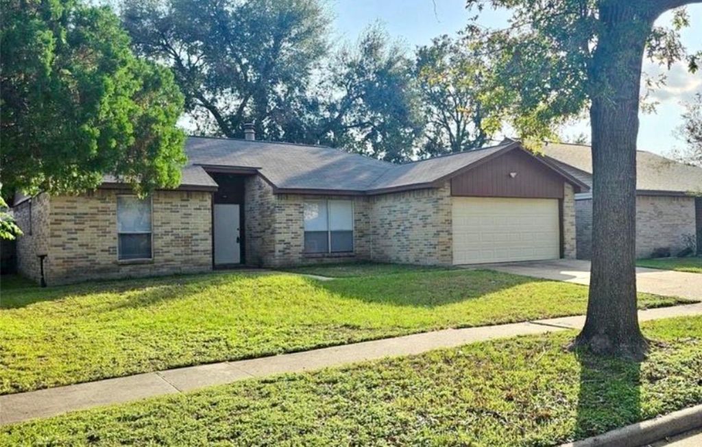 19327 Cypress Bay Drive, Katy, TX 77449