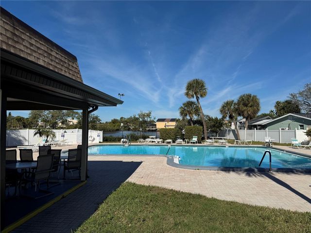 5242 OPAL LANE 103, New Port Richey, FL 34652