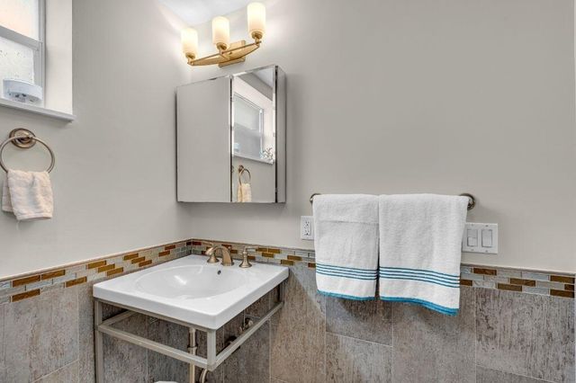 600 N OCEAN Boulevard 1A, Pompano Beach, FL 33062