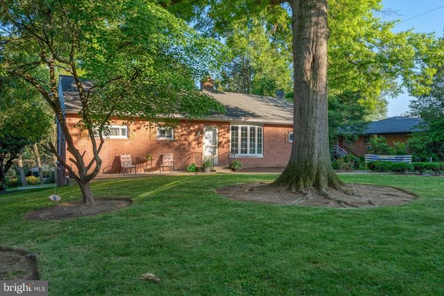 1918 MILLERSVILLE PIKE, Lancaster, PA 17603