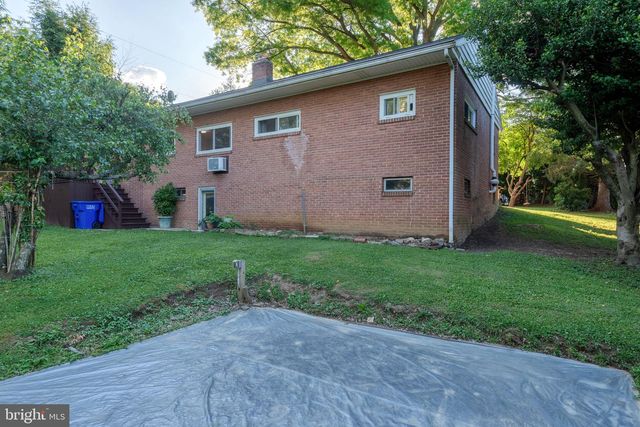 1918 MILLERSVILLE PIKE, Lancaster, PA 17603