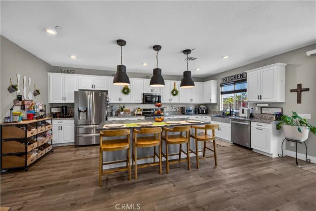 34647 Redhawk, Winchester, CA 92596