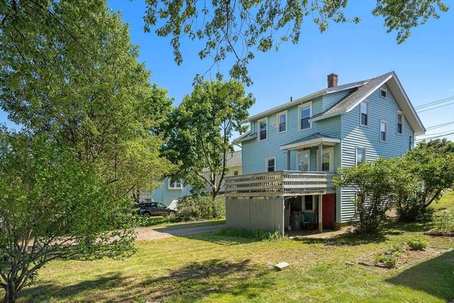 586 Nantasket Ave, Hull, MA 02045