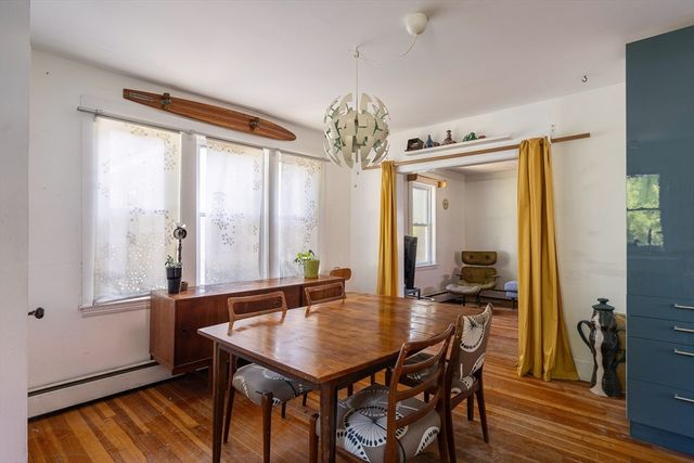 586 Nantasket Ave, Hull, MA 02045
