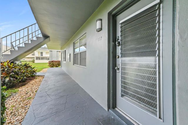 887 Normandy S, Delray Beach, FL 33484