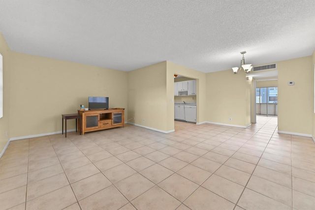 887 Normandy S, Delray Beach, FL 33484