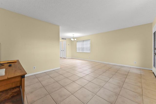 887 Normandy S, Delray Beach, FL 33484