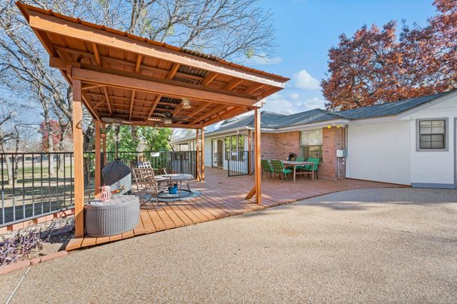 523 Canyon Trail Road, Weatherford, TX 76087