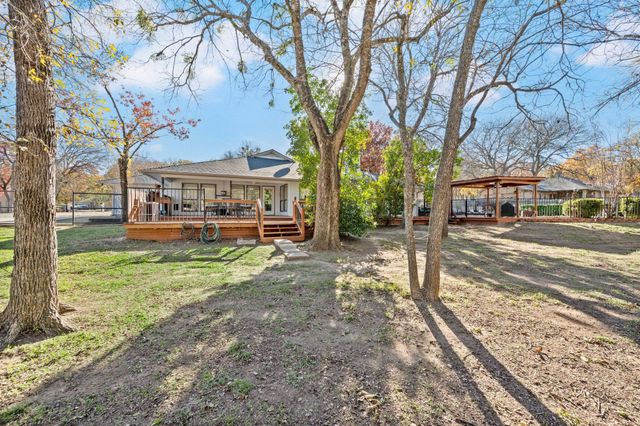 523 Canyon Trail Road, Weatherford, TX 76087