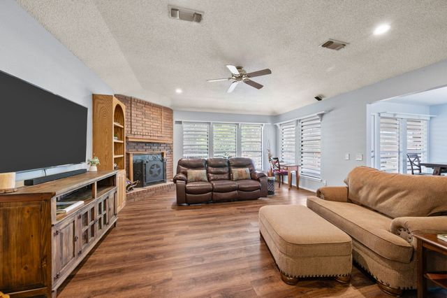 523 Canyon Trail Road, Weatherford, TX 76087