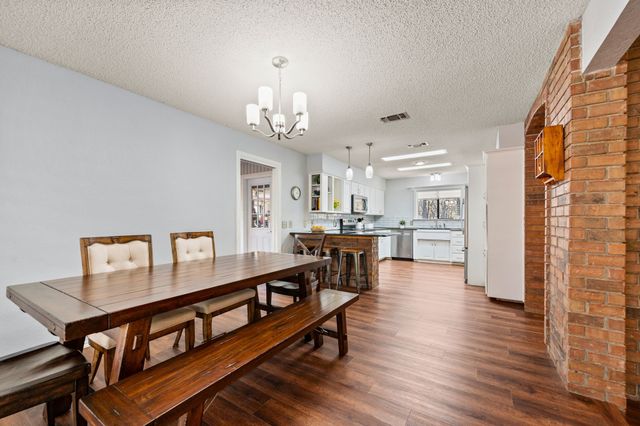 523 Canyon Trail Road, Weatherford, TX 76087