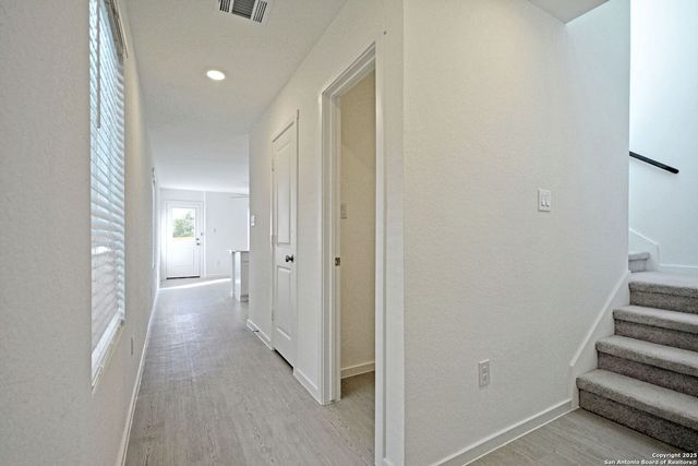 12127 Floral Blossom, Converse, TX 78109