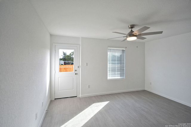 12127 Floral Blossom, Converse, TX 78109