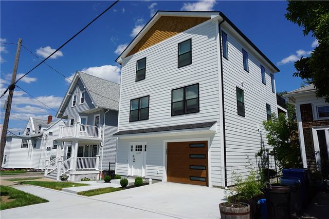 1232 Narragansett Boulevard, Cranston, RI 02905