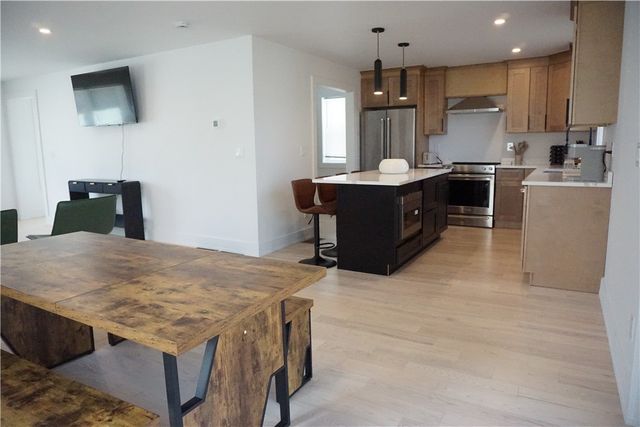 1232 Narragansett Boulevard, Cranston, RI 02905