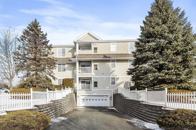 1312 Emerald Court 1312, Tewksbury, MA 01876