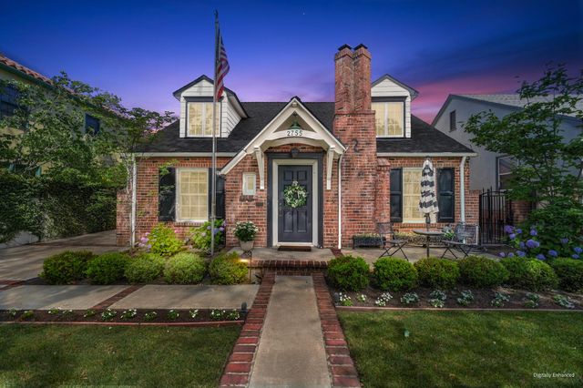 2755 25th St, Sacramento, CA 95818