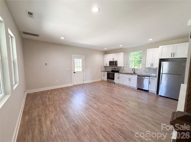 1402 Martin Luther King Avenue, Kannapolis, NC 28083