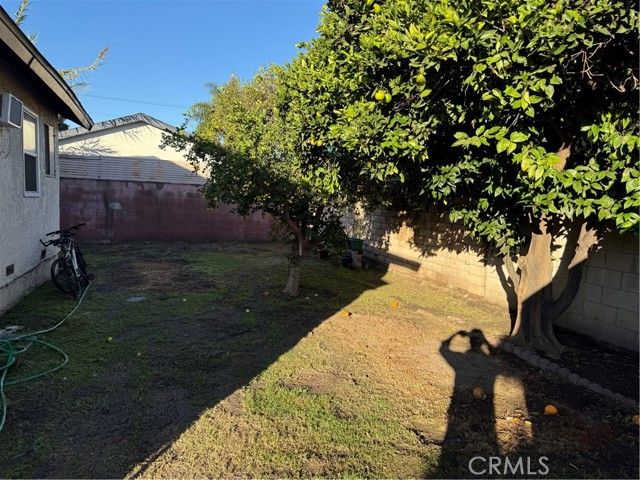 9501 Holmes, Los Angeles, CA 90002