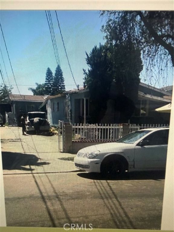 9501 Holmes, Los Angeles, CA 90002