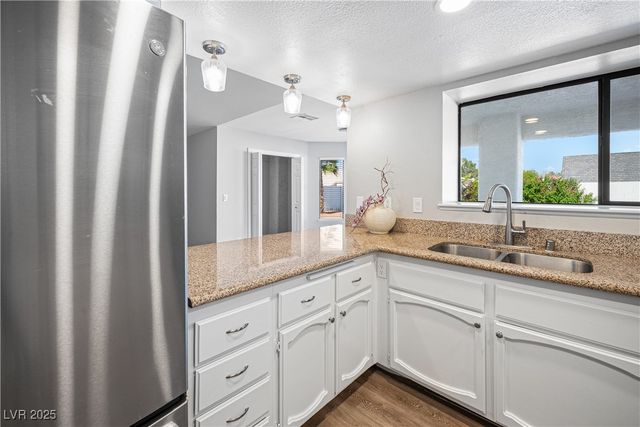 3605 North Torrey Pines Drive, Las Vegas, NV 89108