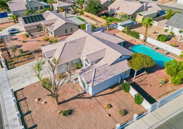 3605 North Torrey Pines Drive, Las Vegas, NV 89108