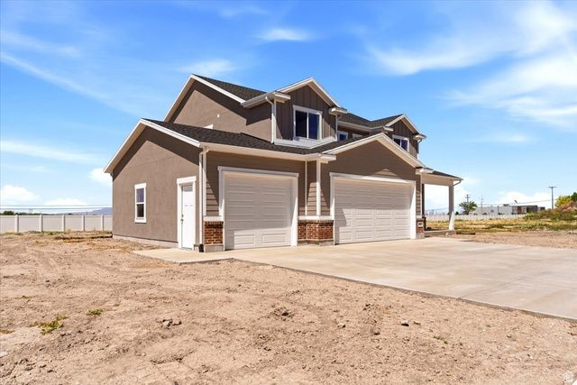 1642 W 3125 N, Pleasant View, UT 84414
