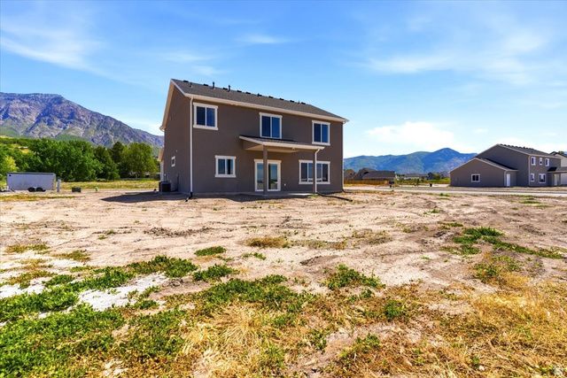 1642 W 3125 N, Pleasant View, UT 84414