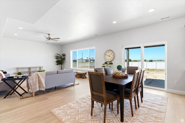 1642 W 3125 N, Pleasant View, UT 84414