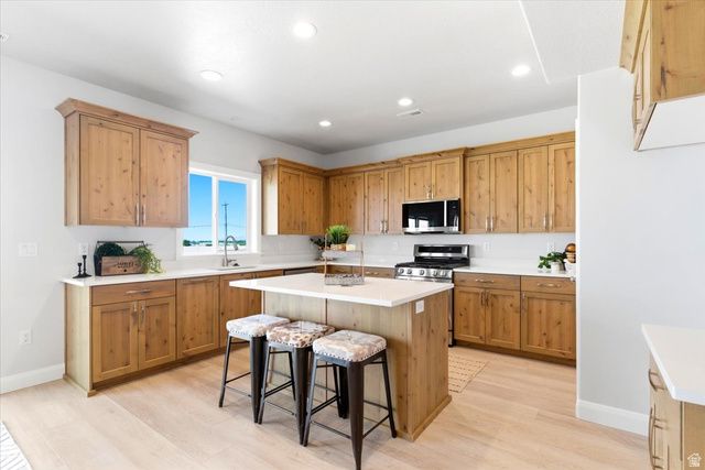 1642 W 3125 N, Pleasant View, UT 84414
