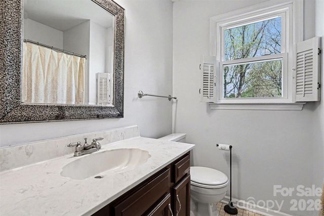 630 Silversmith Drive, Charlotte, NC 28270