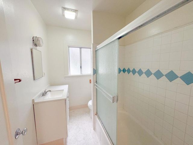 26 Laurel Street, Watsonville, CA 95076