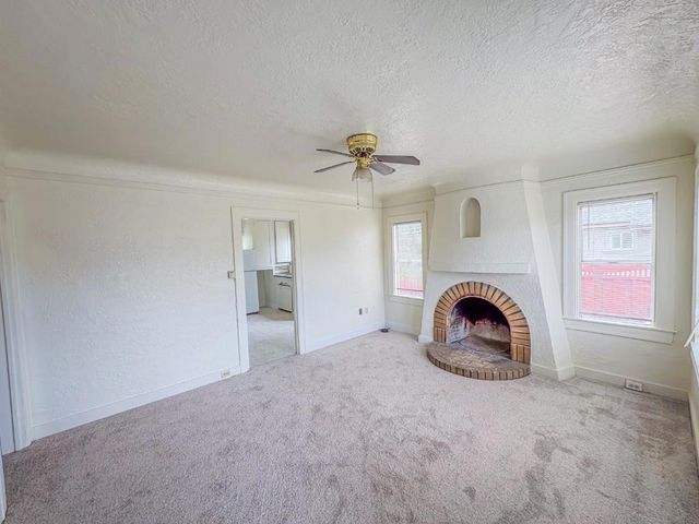 26 Laurel Street, Watsonville, CA 95076