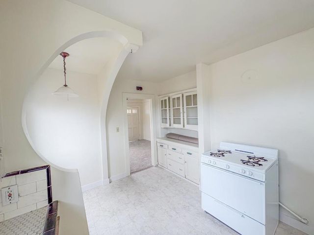 26 Laurel Street, Watsonville, CA 95076