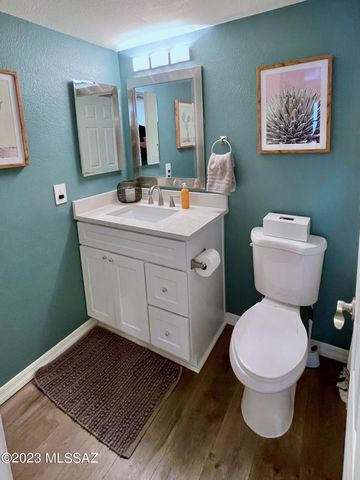 5855 N Kolb Road, Tucson, AZ 85750