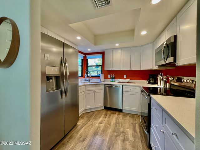 5855 N Kolb Road, Tucson, AZ 85750