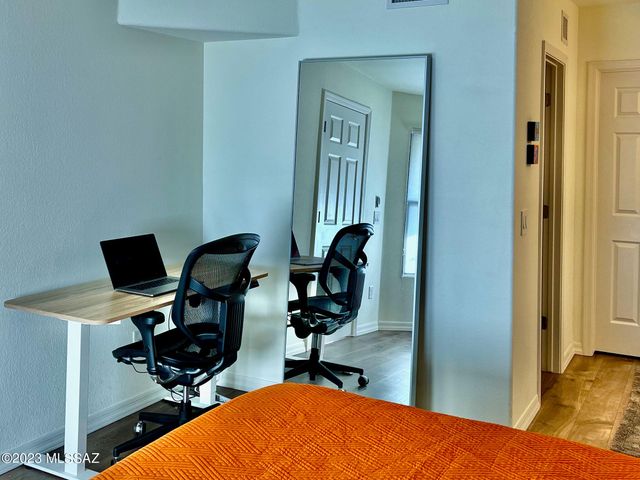 5855 N Kolb Road, Tucson, AZ 85750