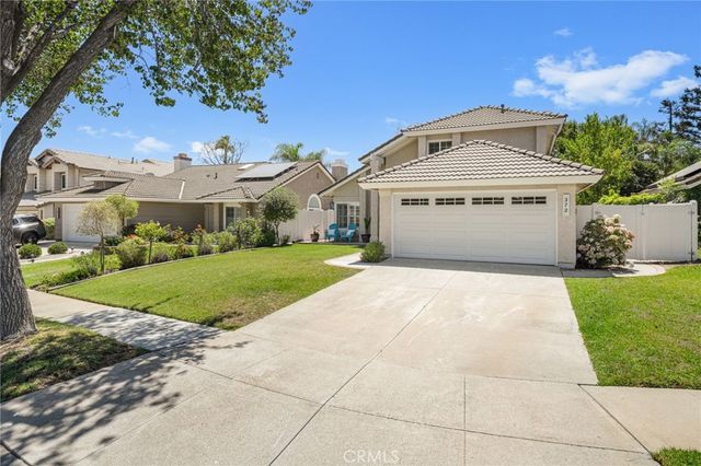 372 Spring Breeze Court, Simi Valley, CA 93065