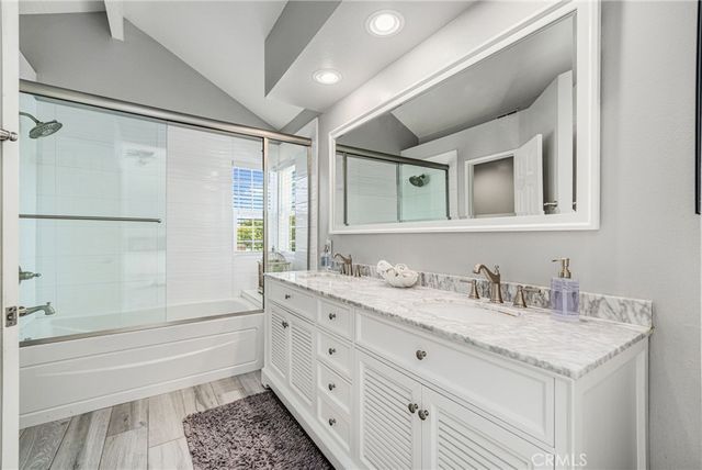 372 Spring Breeze Court, Simi Valley, CA 93065