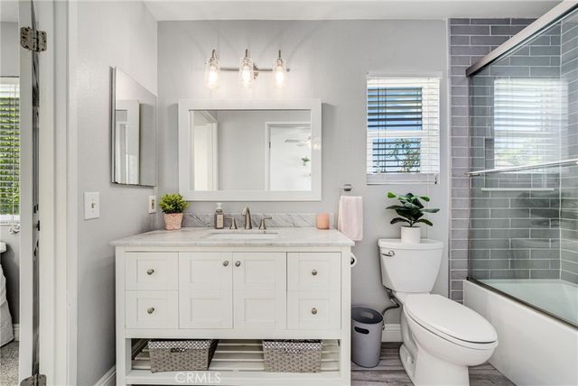 372 Spring Breeze Court, Simi Valley, CA 93065