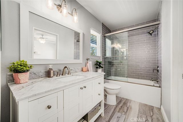 372 Spring Breeze Court, Simi Valley, CA 93065