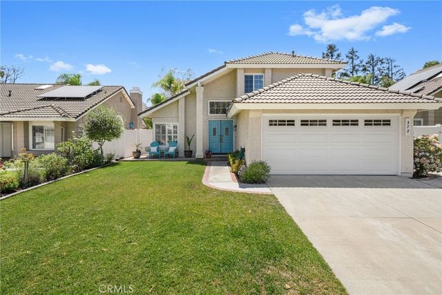 372 Spring Breeze Court, Simi Valley, CA 93065