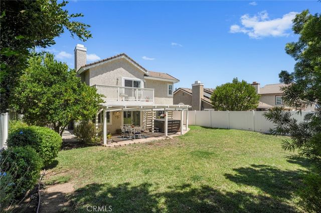 372 Spring Breeze Court, Simi Valley, CA 93065