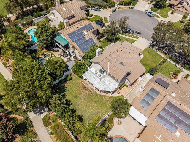 372 Spring Breeze Court, Simi Valley, CA 93065