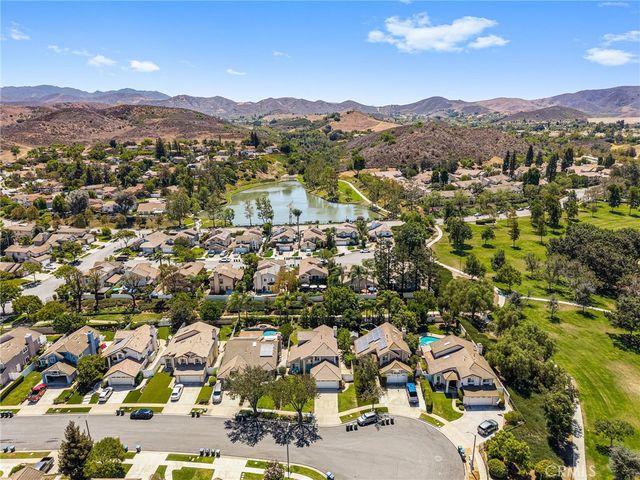 372 Spring Breeze Court, Simi Valley, CA 93065